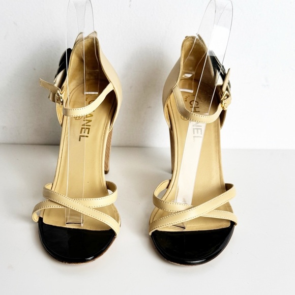 Chanel bi-color strappy camellia wing heels size 38 - Picture 5 of 11